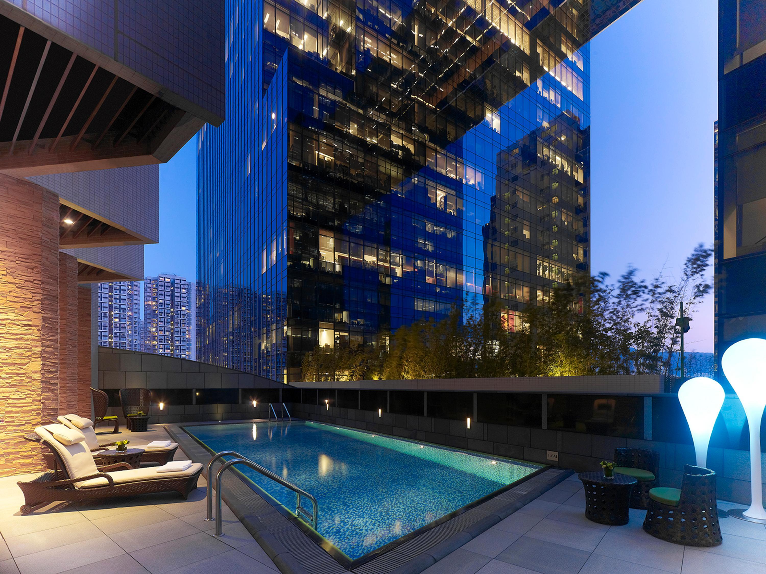 Dorsett Kwun Tong, Hong Kong Hotel Exterior photo